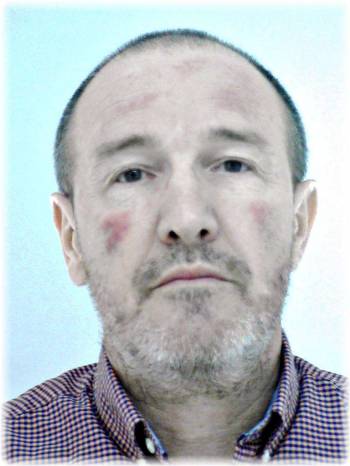 A kép az elfogatóparancs alapján körözött személy arcképét mutatja